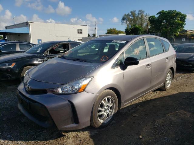 Toyota Prius v 2016