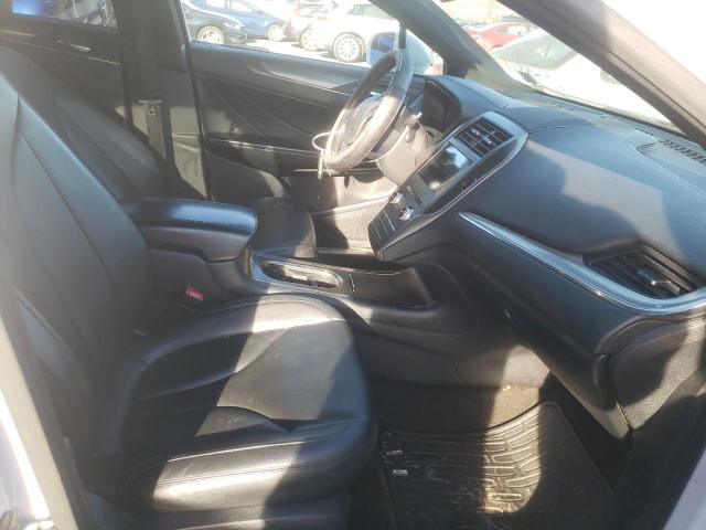 2016 LINCOLN MKC PREMIE 5LMCJ1C94GUJ04402