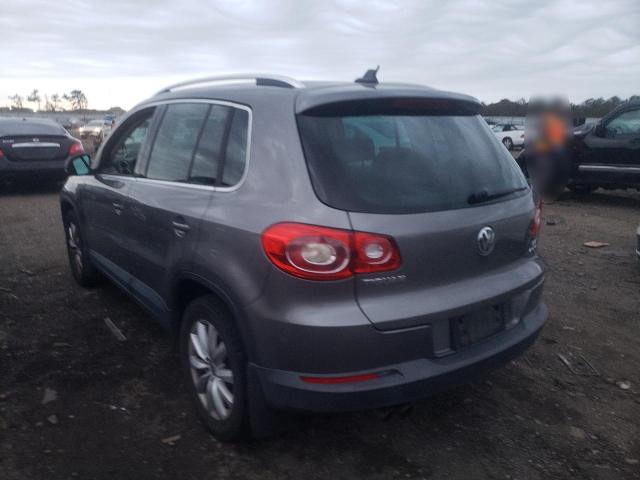 2011 VOLKSWAGEN TIGUAN WVGBV7AX0BW520113