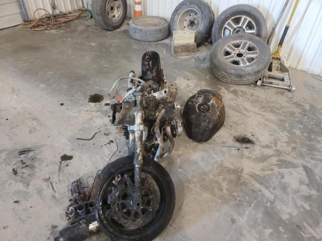 2000 SUZUKI GSX1300 R JS1GW71A6Y2103575