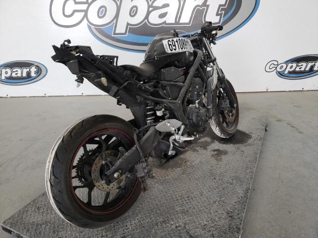 2015 YAMAHA YZFR3 MH3RH06Y0FK009390
