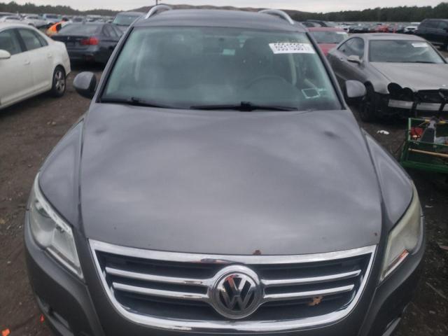 2011 VOLKSWAGEN TIGUAN WVGBV7AX0BW520113