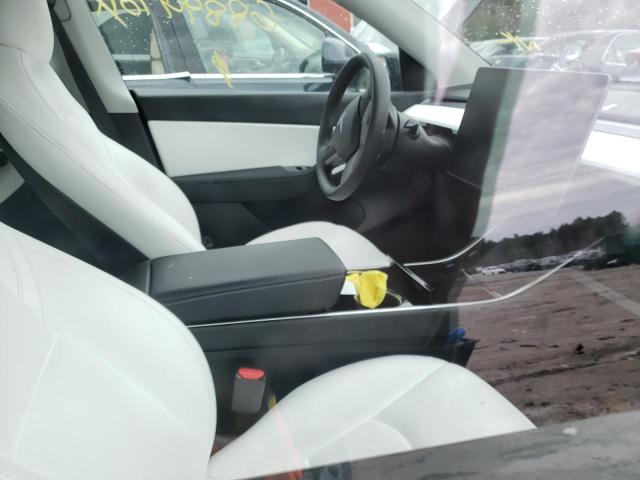 2021 TESLA MODEL Y 5YJYGDEE4MF103262