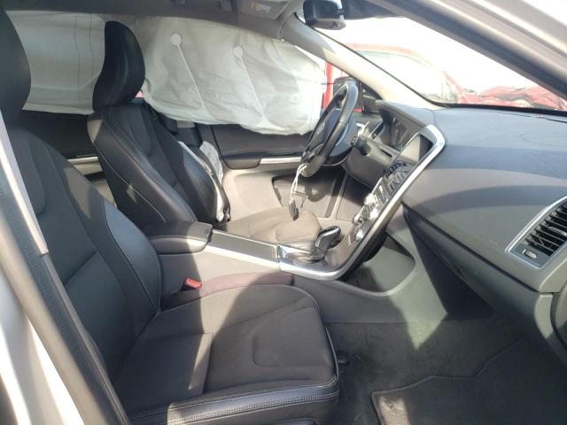 2017 VOLVO XC60 T5 YV440MDJ0H2085043