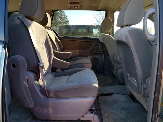 2010 TOYOTA SIENNA CE 5TDKK4CC2AS333928