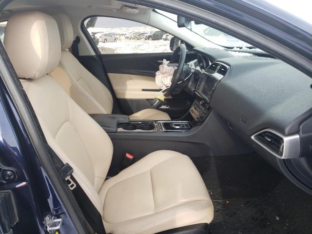2017 JAGUAR XE - SAJAR4BG5HA975077