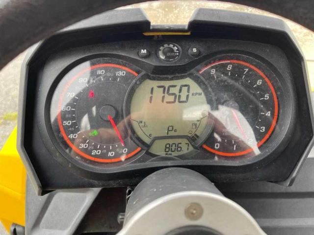 2014 CAN-AM COMMANDER 3JBKKCN15EJ000784