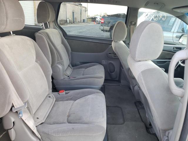 2010 TOYOTA SIENNA CE 5TDKK4CC4AS293562