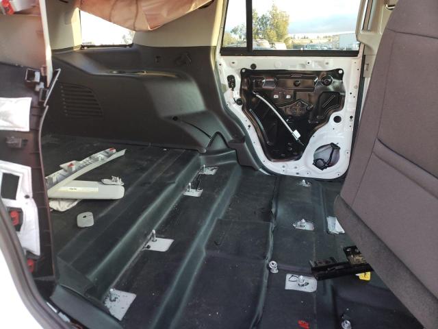 2018 CHEVROLET TAHOE POLI 1GNSKDEC7JR221175