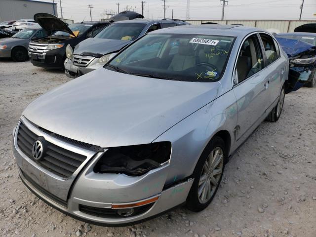 2010 VOLKSWAGEN PASSAT KOM WVWJK7AN2AE169412