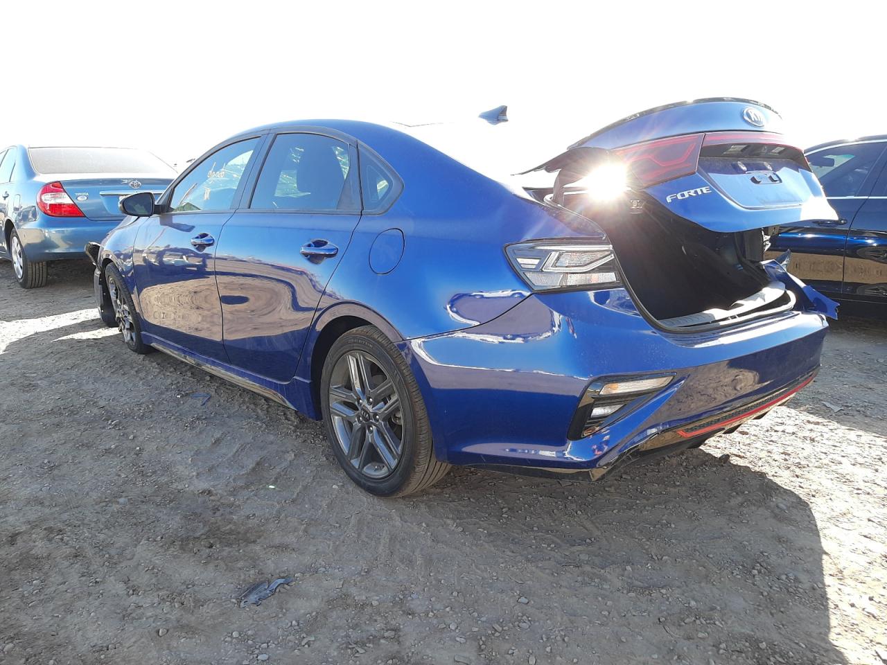 2021 Kia Forte - Image 3