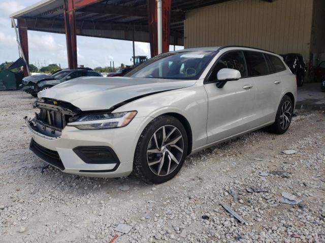 2020 VOLVO V60 T5 MOM YV1102EK7L2398384