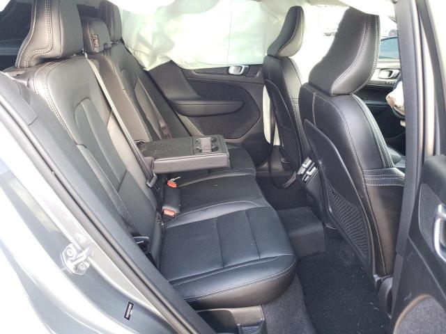 2019 VOLVO XC40 T5 MO YV4162UK5K2139085