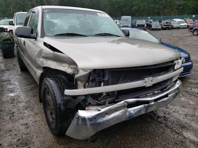 Salvage cars for sale from Copart Graham, WA: 2001 Chevrolet Silverado