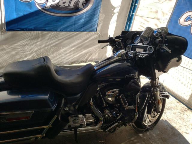 2009 HARLEY-DAVIDSON FLHTCU 1HD1FC41X9Y676606