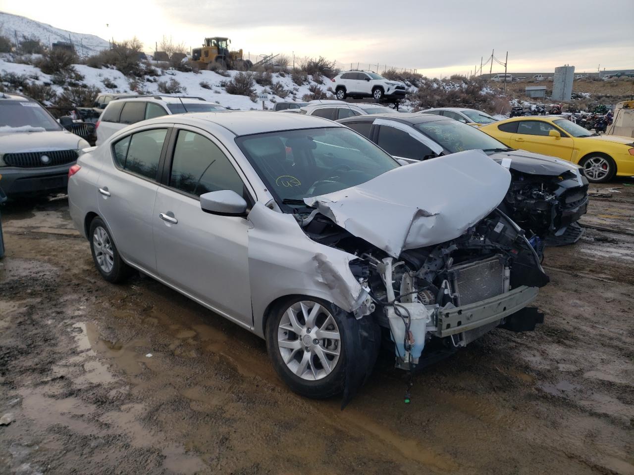 3N1CN7AP5JL850801 NISSAN VERSA S/SV 2018