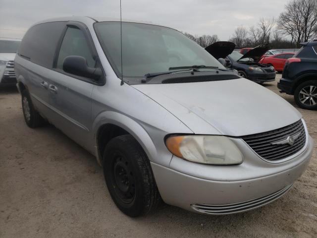 Salvage cars for sale from Copart Milwaukee, WI: 2002 Chrysler Town & Country