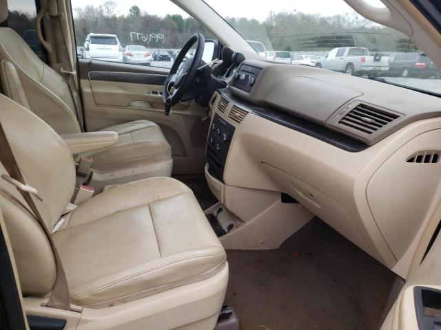 2010 VOLKSWAGEN ROUTAN SE 2V4RW3D15AR296298