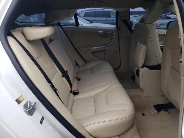 2015 VOLVO V60 PREMIE YV140MEK0F1257840