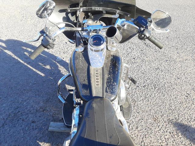 2020 HARLEY-DAVIDSON FLHC 1HD1YAJ23LB029079