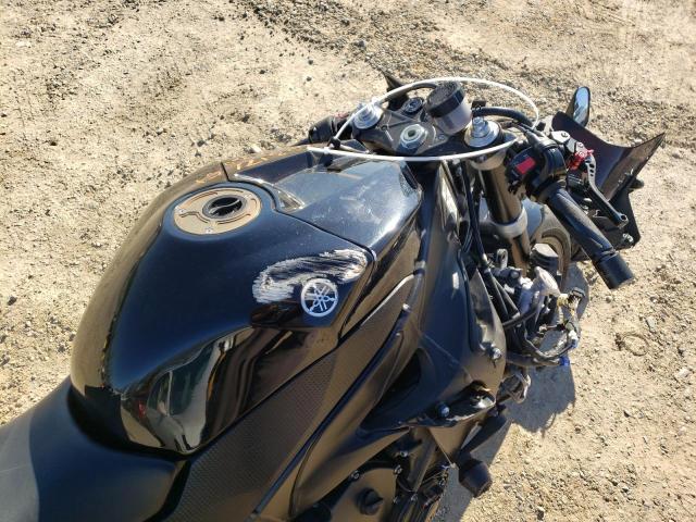2011 YAMAHA YZFR1 JYARN23E3BA010011