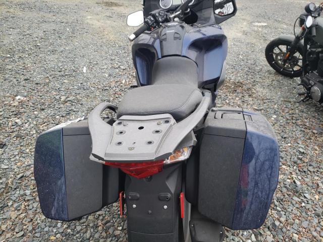 2015 TRIUMPH MOTORCYCLE TROPHY SE SMTH02XK0FJ658931