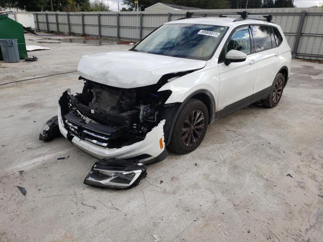 3VV1B7AX7JM029823 Volkswagen Tiguan S 2018. Фото: 1
