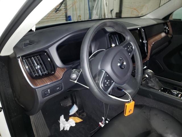 2021 VOLVO XC60 T6 MO YV4A22RK6M1689358