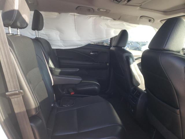 2017 HONDA PILOT ELIT 5FNYF6H06HB069877