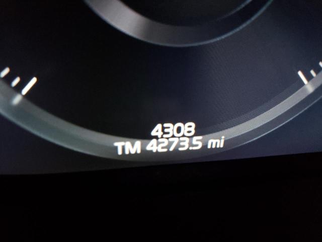 2021 VOLVO XC60 T6 MO YV4A22RK6M1689358