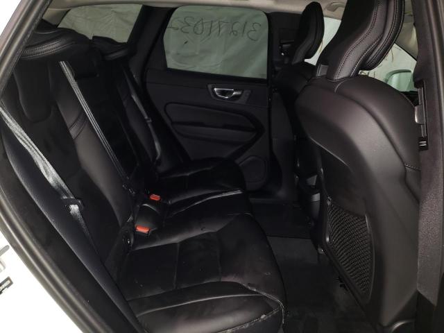 2021 VOLVO XC60 T6 MO YV4A22RK6M1689358
