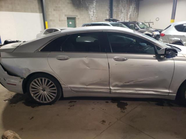 2017 LINCOLN MKZ RESERV 3LN6L5E95HR638077