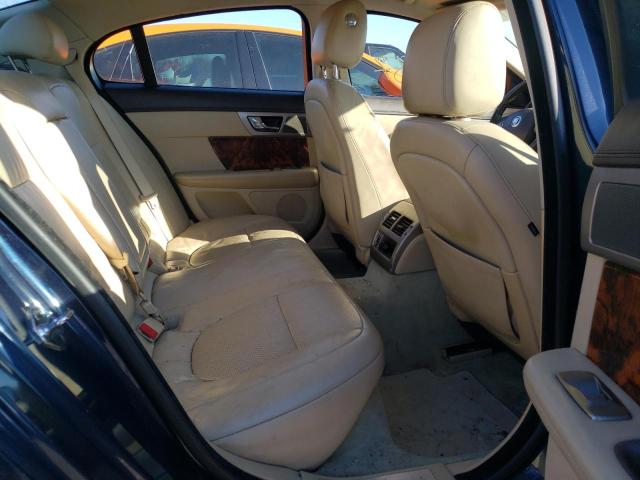2010 JAGUAR XF PREMIUM SAJWA0GB0ALR65344