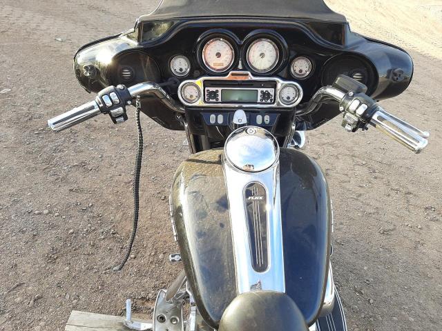 2010 HARLEY-DAVIDSON FLHX 1HD1KB41XAB619951