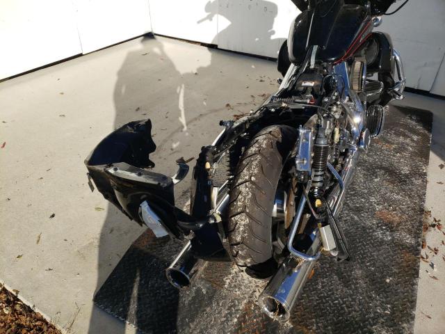 2011 HARLEY-DAVIDSON FLHXSE2 1HD1PZ812BB953588