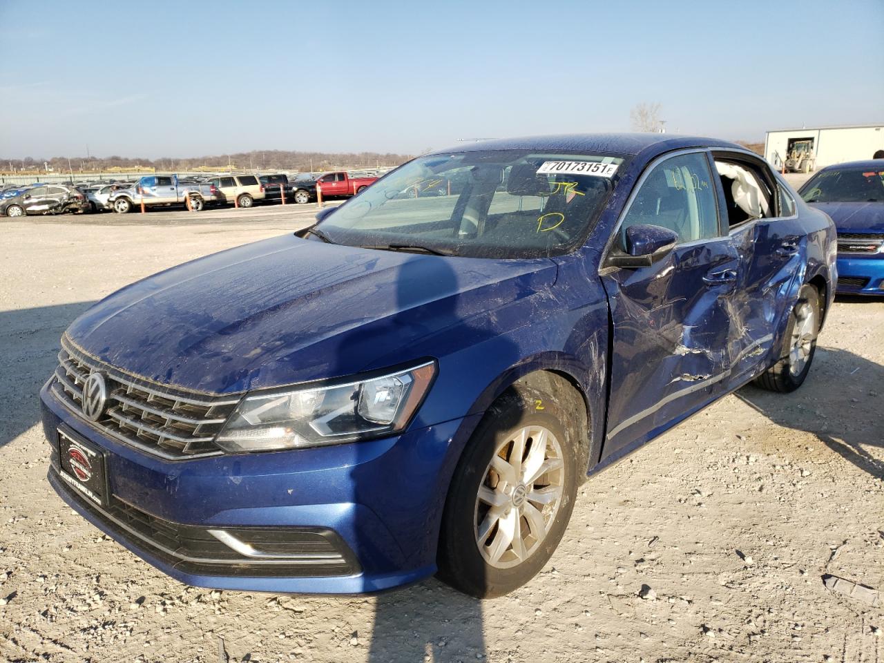 1VWAT7A35HC010754 2017 Volkswagen Passat S