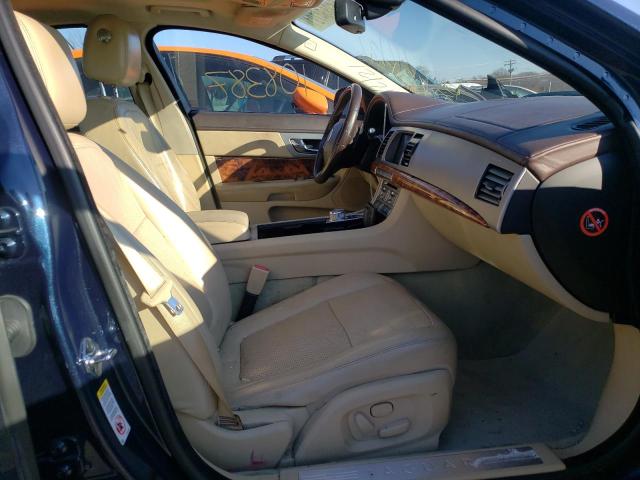 2010 JAGUAR XF PREMIUM SAJWA0GB0ALR65344
