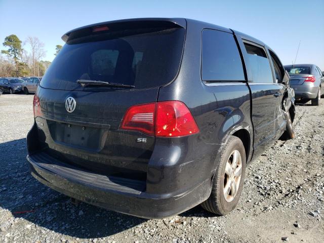 2010 VOLKSWAGEN ROUTAN SE 2V4RW3D18AR406566