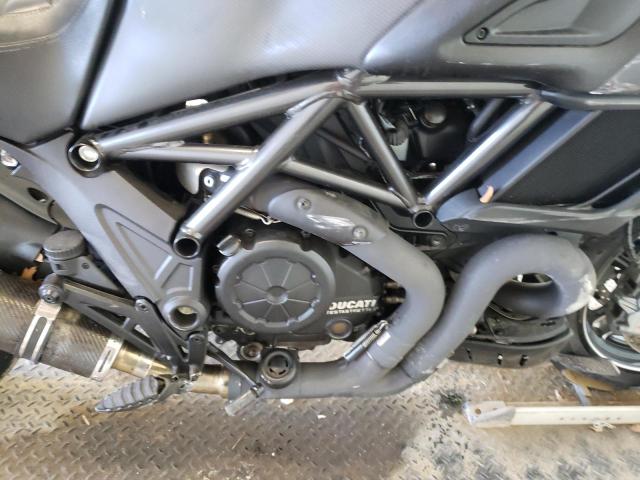 2016 DUCATI DIAVEL ZDM13BSW5GB029120