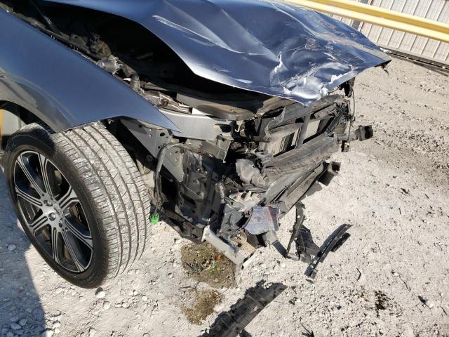 2018 VOLVO XC60 T5 IN YV4102RL9J1027218