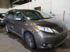 2011 TOYOTA  SIENNA