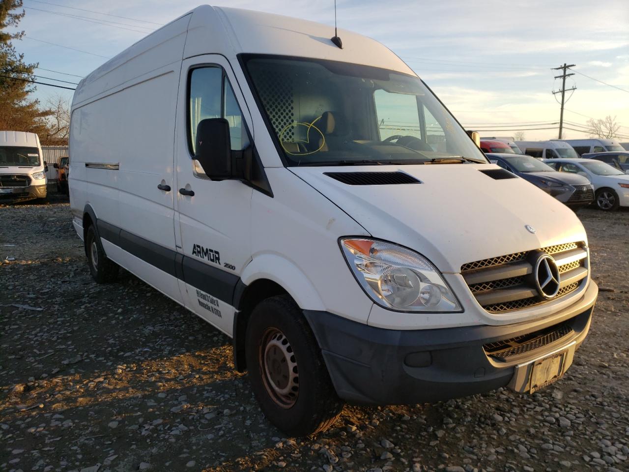 Mercedes Benz Sprinter 2013