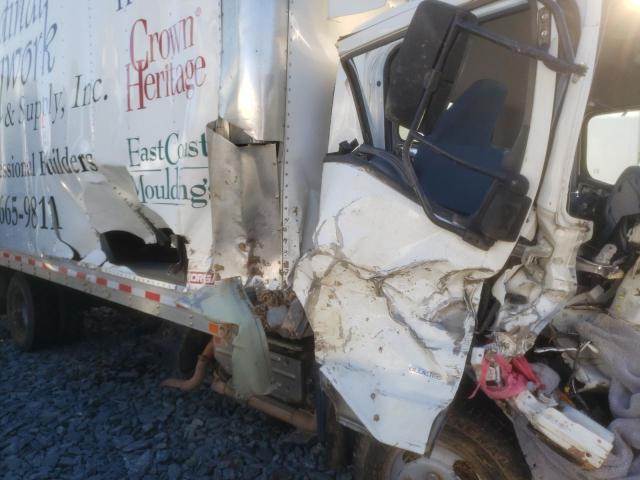 2017 MITSUBISHI FE FEC52S JL6AMH1A4HK004963