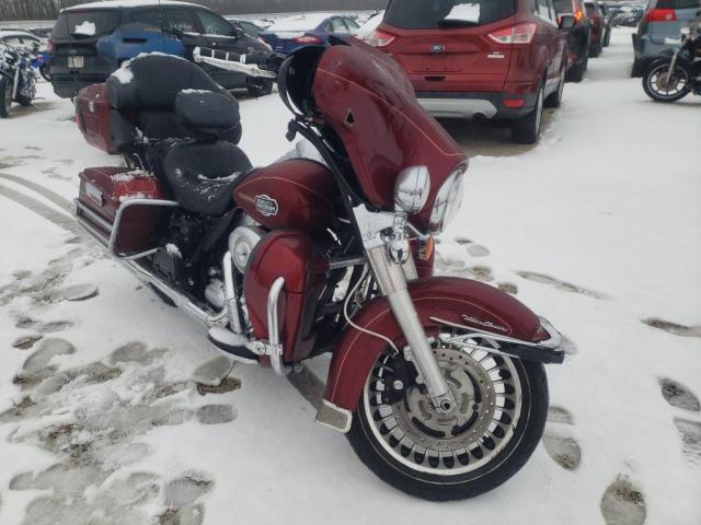 Salvage cars for sale from Copart Milwaukee, WI: 2010 Harley-Davidson Flhtcu