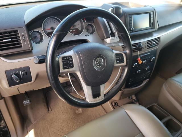 2011 VOLKSWAGEN ROUTAN SE 2V4RW3DG7BR695610