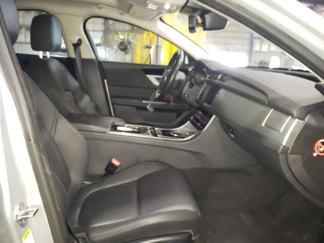 2016 JAGUAR XF PREMIUM SAJBJ4BV6GCY16825