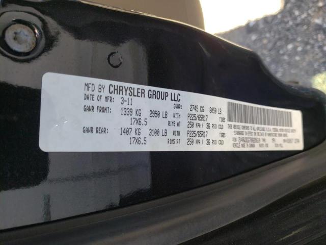2011 VOLKSWAGEN ROUTAN SE 2V4RW3DG7BR695610