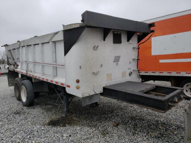 Salvage trucks for sale at Tifton, GA auction: 1997 Mack Trailer