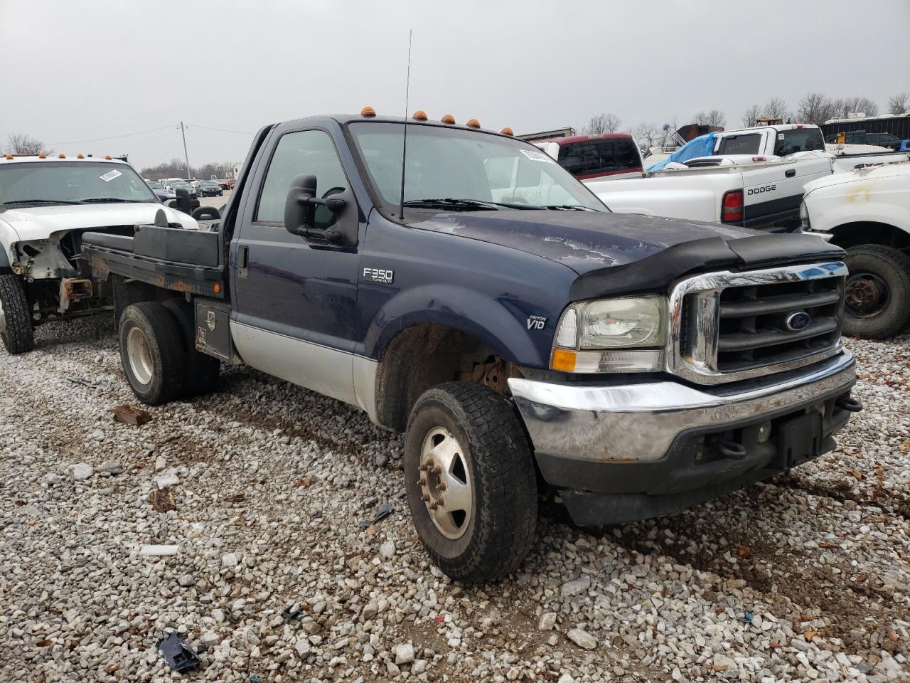 2002 Ford F350 Super Duty for Sale in Rogersville, MO - Front End