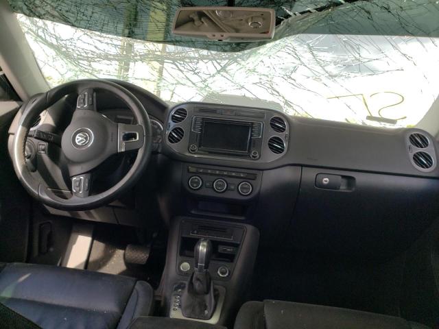 2017 VOLKSWAGEN TIGUAN SPO WVGTV7AX4HK013011